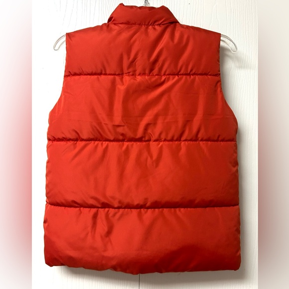 Old Navy Quilted Puffer Vest Size (L) 10-12 - Picture 2 of 3